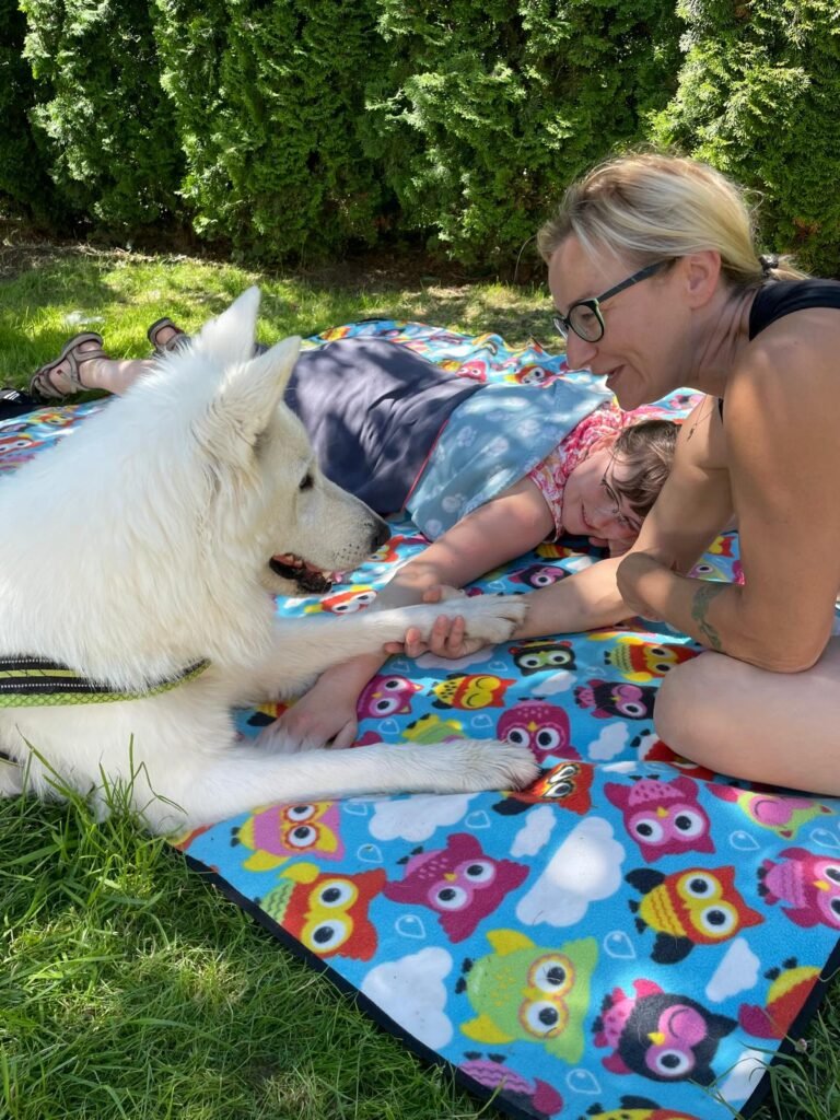 Canisterapeutický tábor - relaxace bílý ovčák